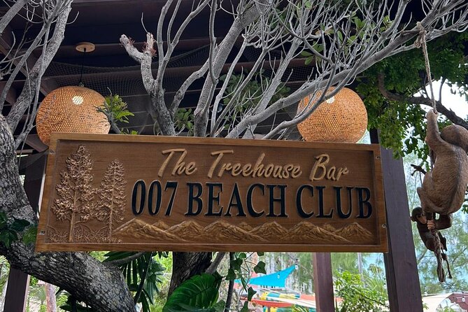 007 Private Beach Club -Swimming Pigs, Snorkeling, Lunch, Drinks - From Paradise Island to the Rose Island Reef