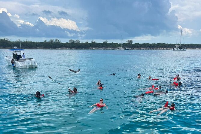 007 Private Beach Club -Swimming Pigs, Snorkeling, Lunch, Drinks - Lunch, drinks, and what to pack