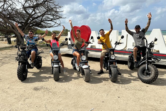 1/2 Day (4 hour) Electric Scooter Rental in Aruba - Starting at Tanki Flip 14c in Noord