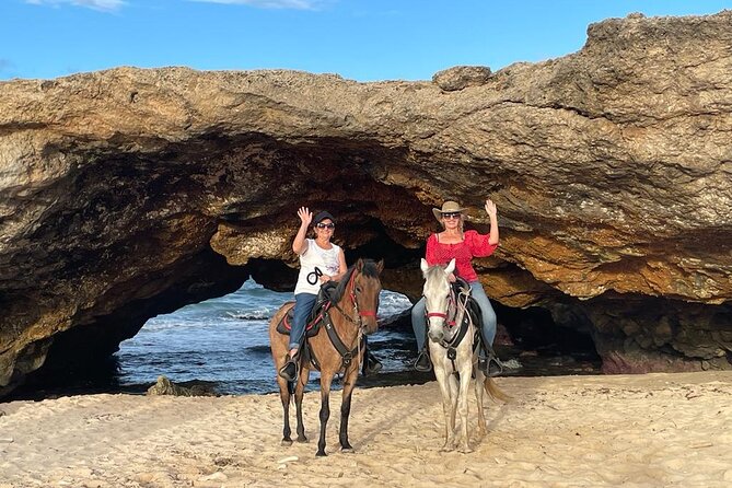 2-Hour Horseback Riding Tour to Little Natural Bridge in Aruba - Quick points before you book