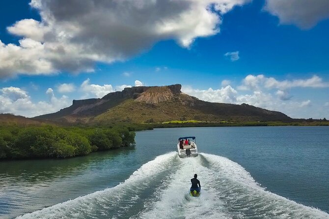 2 hour private boat tour - Spanish Waters, Swim Stop & Boarding - Key points to know before you book