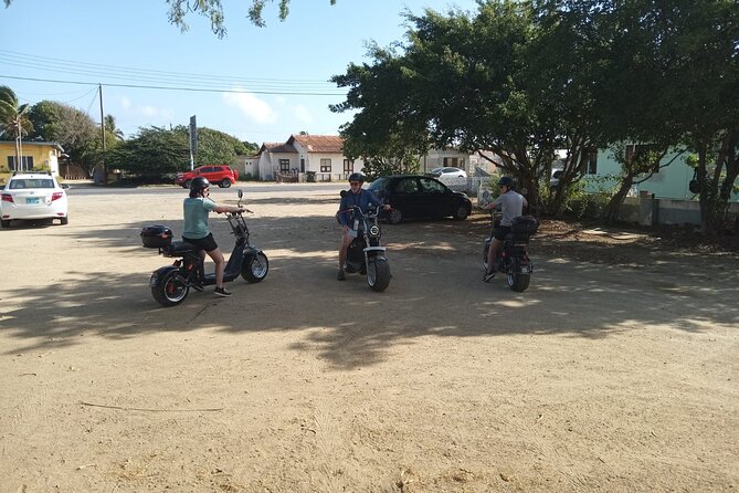 3-Hour Electric Scooter Island Tour in Aruba (1 or 2-seater) - Eagle Beach: a strong first view of Aruba