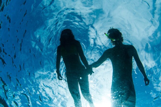 3HR Emerald reef snorkeling, iguana island and shipwreck tour - Little Water Cay brings the iguanas and a pretty beach