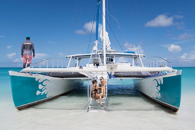 4-Hour Catamaran Sail and Snorkel Tour from Grace Bay - Lunch, drinks, and the trip back