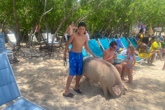 4hr Private Tour Island Hop Snorkel w/ Turtles & Sip Bahama Mamas - What the $1,200 price really buys