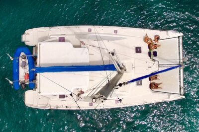 5-Hour Small-Group Catamaran Cruise from Bridgetown with Lunch