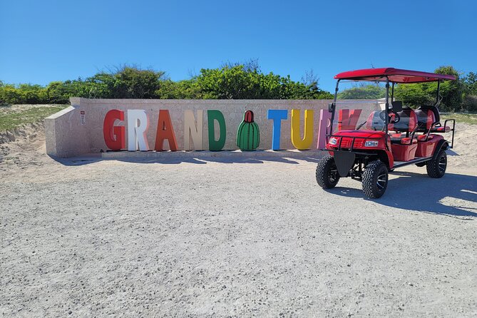 6-Seater Golf Cart: Grand Turk - Meeting the rental team outside the cruise port