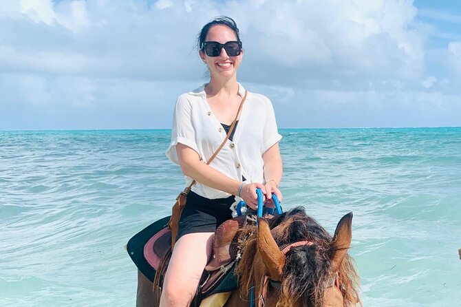 60-Minute Private Horseback Riding Experience in Turks and Caicos - Quiet beaches and gentle horses near Providenciales