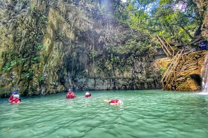 7 Waterfalls Excursion Taino Bay & amber cove - Group size and cruise-day timing