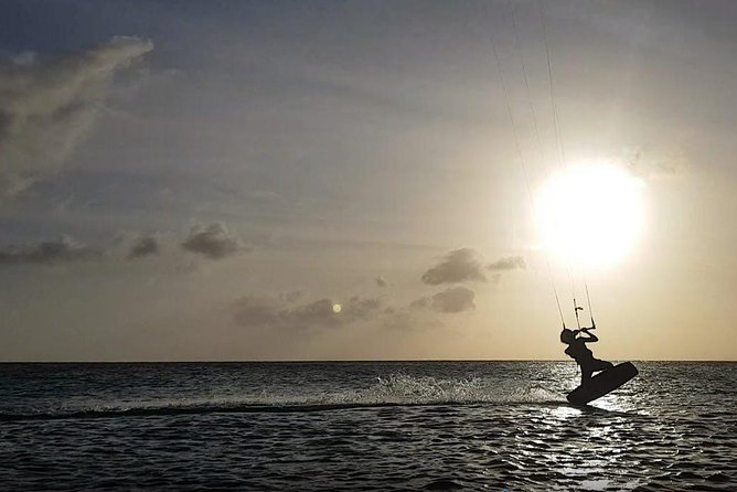 A little Taste of Kiteboarding - A closer look at the supplied equipment