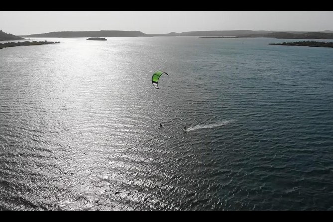 A little Taste of Kiteboarding - Learning kite control in St. Joris Bay