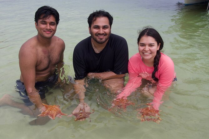Acquarius Stingray City and Snorkel Tours - Stingray City and the famous sandbar encounter
