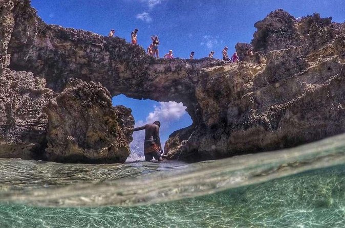 Adventure Power Boat Tour Antigua and Private Laviscount Island - Who will enjoy this Antigua boat trip?