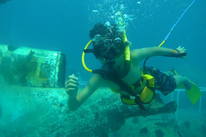 Adventure SNUBA in St. Maarten - What SNUBA feels like at 15 to 20 feet