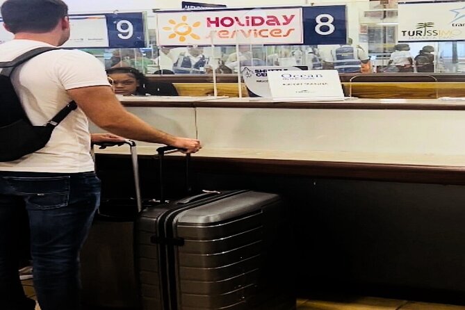 AirBnB/Hotel MBJ Airport Shuttle to all areas -one way/round trip - What the drivers add to the ride