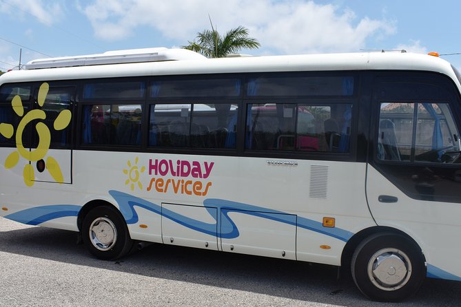 Airport Shuttle from Montego Bay (MBJ) to Hotel - Drivers and service at the hotel