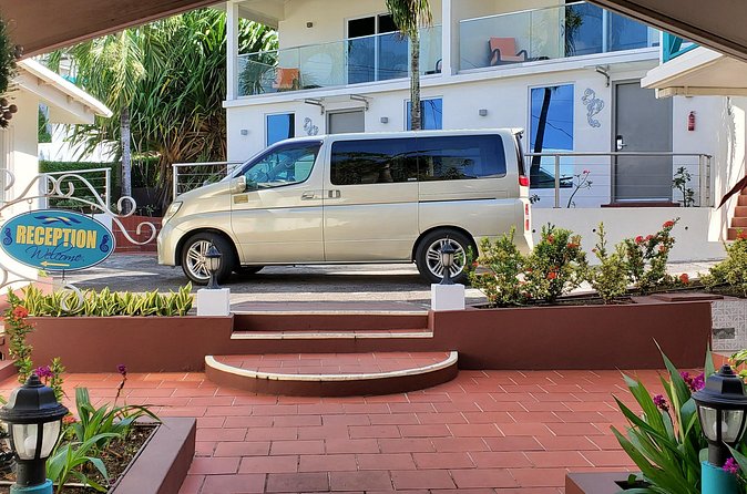 Airport TransferArgyle International to or from hotels villa area - What the driver adds to the experience