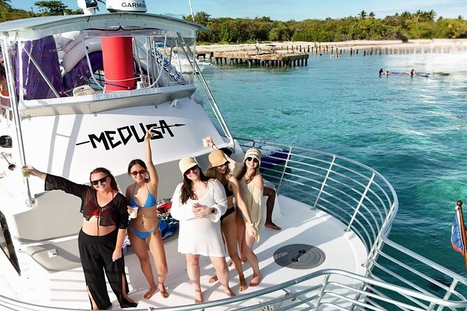 All Inclusive Snorkel and Slide Boat Tour: Icacos or Vieques - The Slide Question and Boat Setup