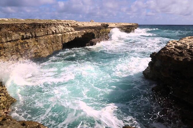 Antigua Round Island Tour - Blockhouse Ruins and the Atlantic side of Antigua