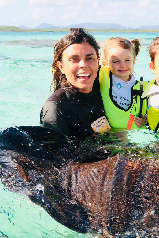 Antigua: Stingray City Experience with Round-Trip Transfer - Practical details that make the day easier