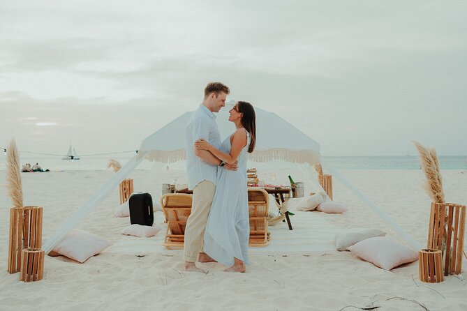 Aruba Eagle Beach Romantic Sunset Picnic in a Luxury Cabana - What the $190 price really covers