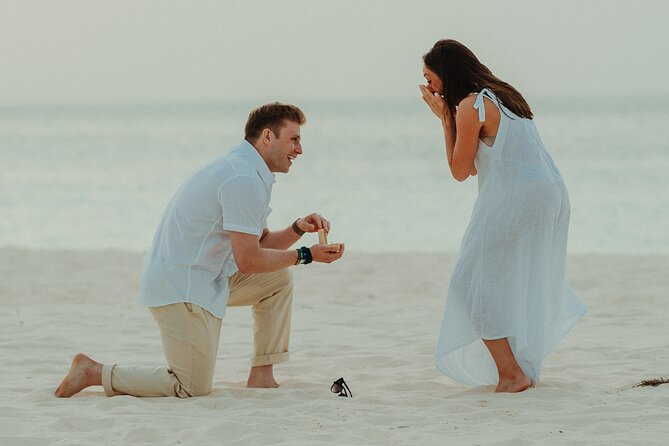 Aruba Eagle Beach Romantic Sunset Picnic in a Luxury Cabana - Who will like this Eagle Beach experience