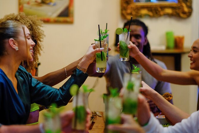 Aruba Food Fusion Tour: World Flavors to Savor - Caribbean food, Jamaican influence, and menu surprises