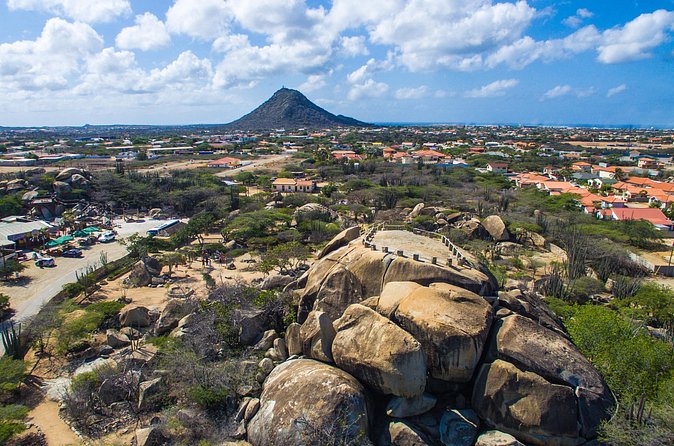 Aruba Island Sightseeing Tour - The lighthouse stop brings the route to Aruba’s northwest tip