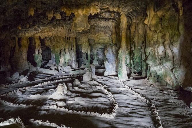 Aruba National Park Tour with Natural Pool & Baby Beach Snorkel - Fontein Cave and the fish pedicure