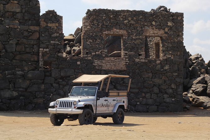 Aruba Outback Safari Jeep Tour - Lighthouse, Arikok & Conchi Pool - Guides make a real difference