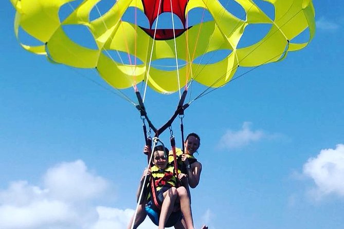 Aruba Parasailing with Unparalleled Views - The boat launch is smoother than the idea sounds