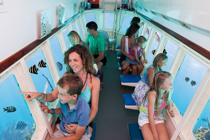 Aruba Semi-Submarine Cruise from Palm Beach - A dry way to see Aruba’s underwater world