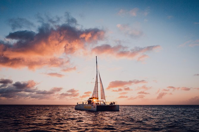 Aruba Sunset Cruise plus Seaside Dinner - Should you book this Aruba sunset cruise?