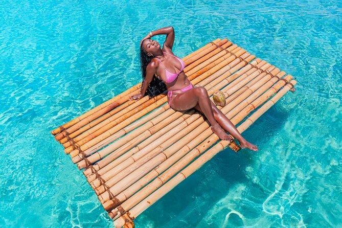 Bamboo Raft Photoshoot + FREE Videos, Shots and Cocktails - What you receive after the shoot