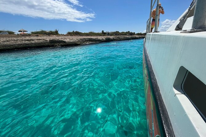 Banana Adventure Catamaran Shipwreck Snorkel and Turtle Swim - Sailing from Hadicurari Fishermen’s Pier