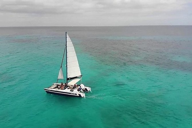 Barbados Catamaran Snorkel Cruise with Lunch and Open Bar - Sailing the west coast before lunch