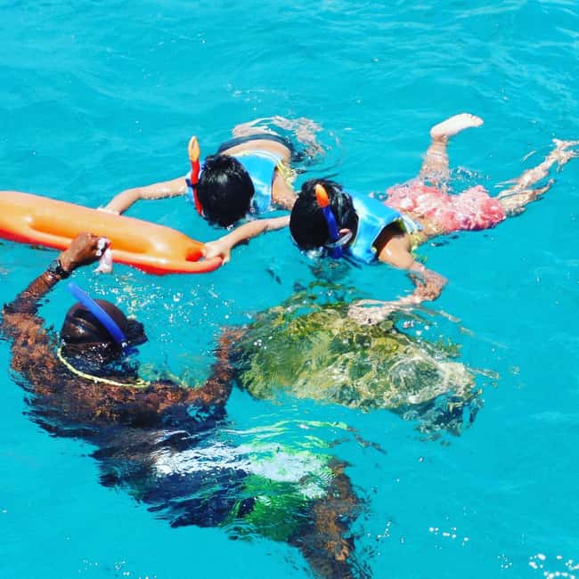 Barbados: Catamaran Tour with Snorkeling and Lunch - From hotel pickup to the first swim