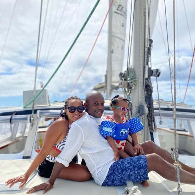 Barbados: Catamaran Tour with Snorkeling and Lunch - Swimming with Barbados sea turtles