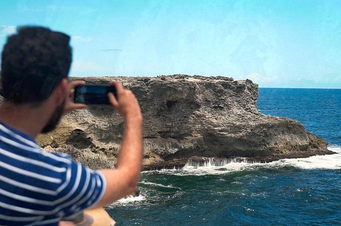Barbados Coastal Tour - Food, drinks, and small local touches