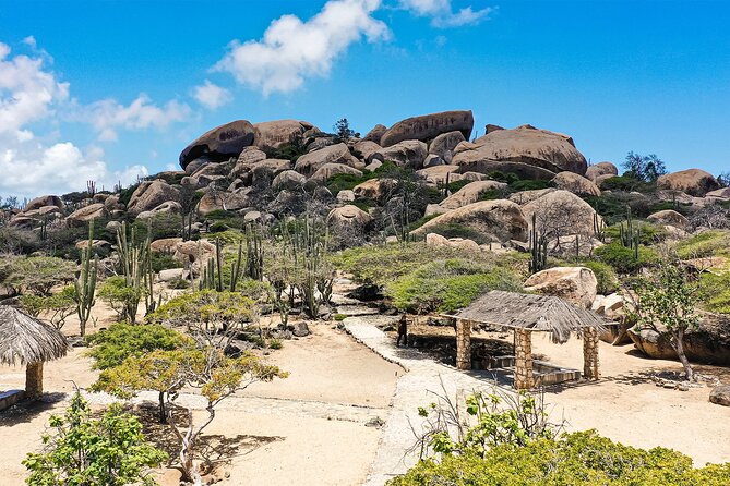 Best of Aruba by Bus - Ayo Rock Formations reveal Aruba’s dry interior