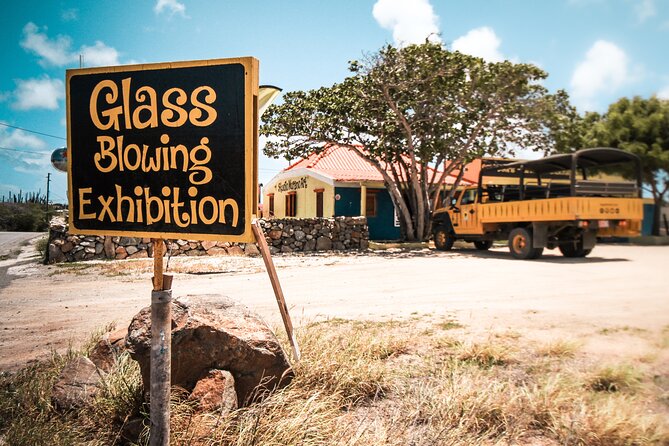 Best of Aruba by Bus - The route may include extra stops