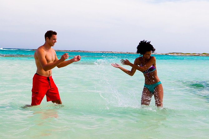 Best of Aruba by Bus - Lunch, snacks, and drinks add practical value