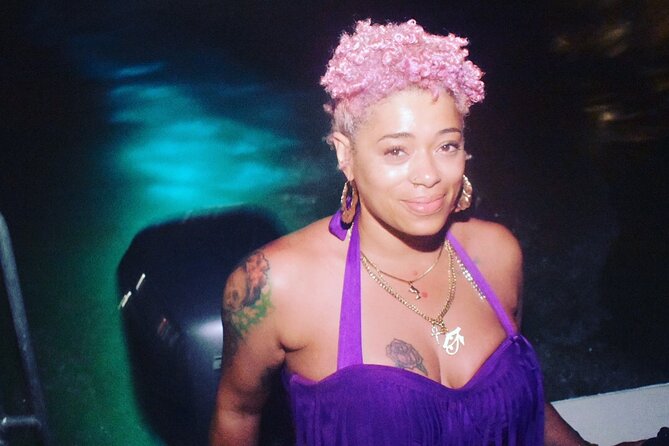 Bioluminescent Lagoon Tour: Night Swimming and Liming in Jamaica - Swimming in the warm glowing water