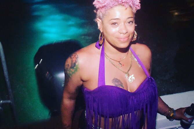 Bioluminescent Lagoon Tour: Night Swimming and Liming in Jamaica - Liming, music, and the social side