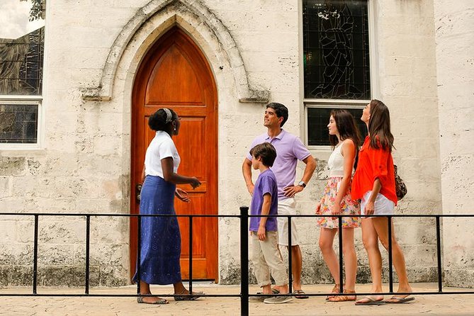 Bites of Nassau Food and Walking Tour - Starting at Bahamian Cookin’ Restaurant and Bar