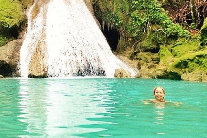 Blue Hole and River Tubing Combo from Ocho Rios - White River tubing: a slower hour after the jumps
