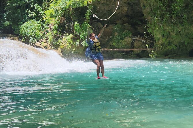 Bluehole and Bamboo Rafting from Montego Bay - Group size, fitness, and comfort