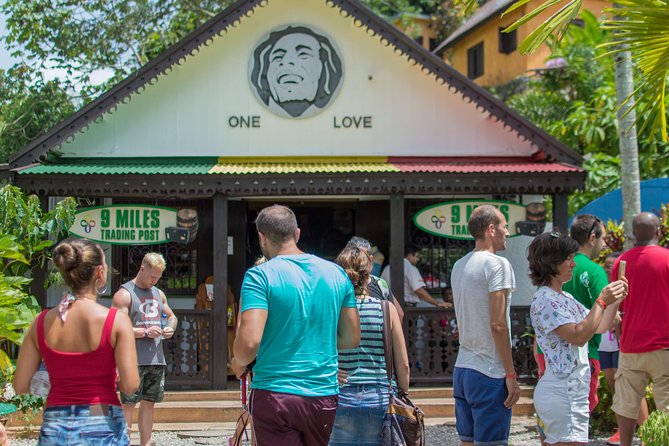 Bob Marley 9 Mile Tour Admission - The birthplace, family story, and mountain views