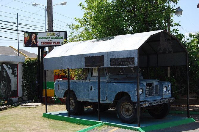 Bob Marley Museum Full Day Tour from Montego bay - What makes the guide important