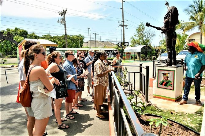 Bob Marley's Nine Mile Admission and Guided Tour from Montego Bay - Columbus Park in Discovery Bay